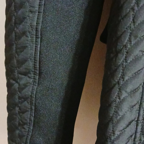Weatherproof Quilted Black Jacket - Picture 9 of 10